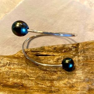 Sterling silver Tahitian pearl adjustable bracelet
